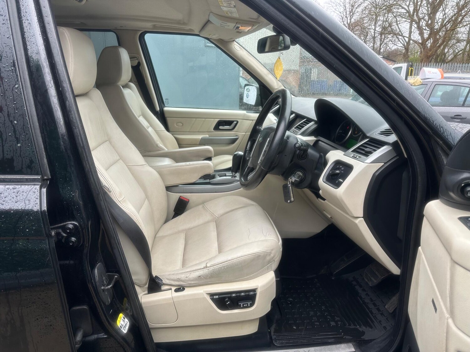 Used Land Rover Range Rover Sport for sale - 77908557: Photo 10