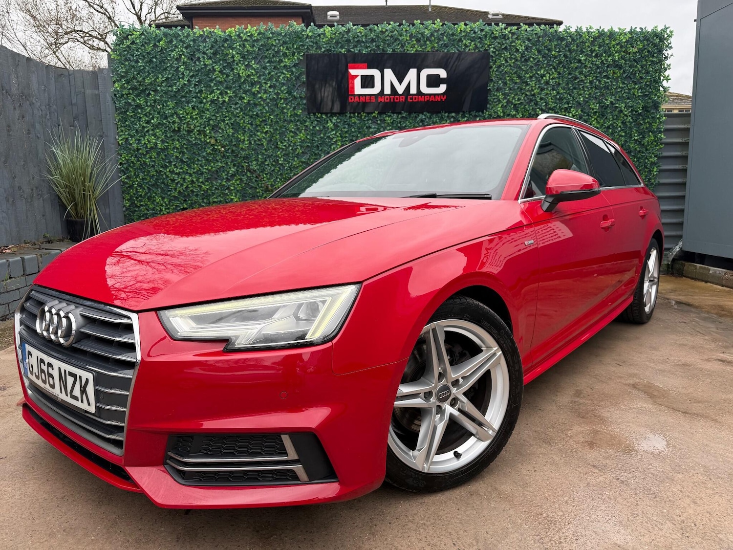 Used Audi A4 Avant 2016 for sale - 77267083: Photo 2