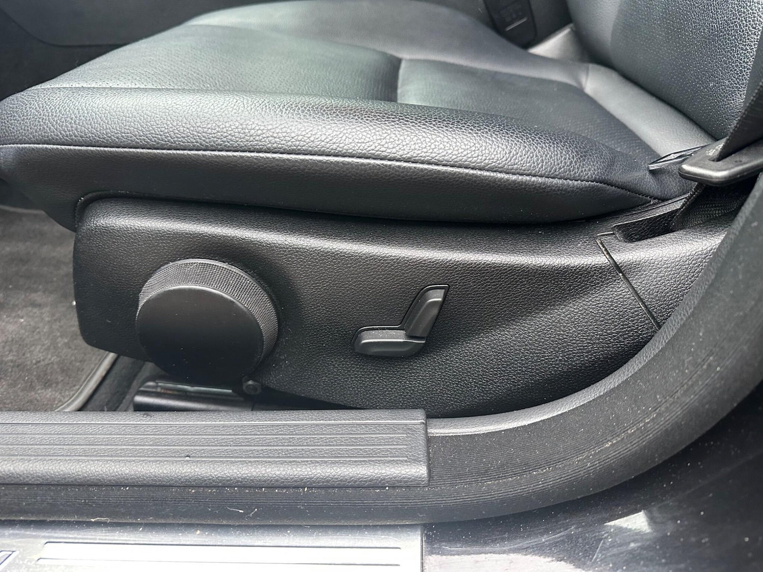 Used Mercedes-Benz C Class 2010 for sale - 77144008: Photo 15