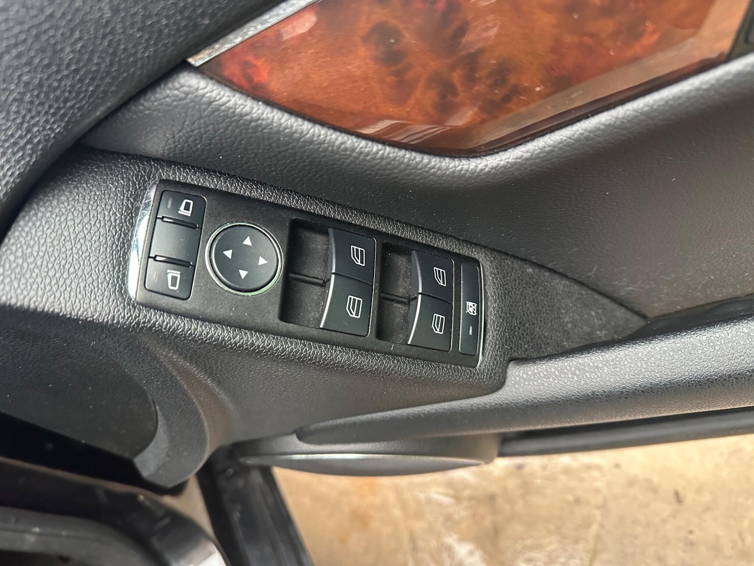 Used Mercedes-Benz C Class 2010 for sale - 77144008: Photo 25