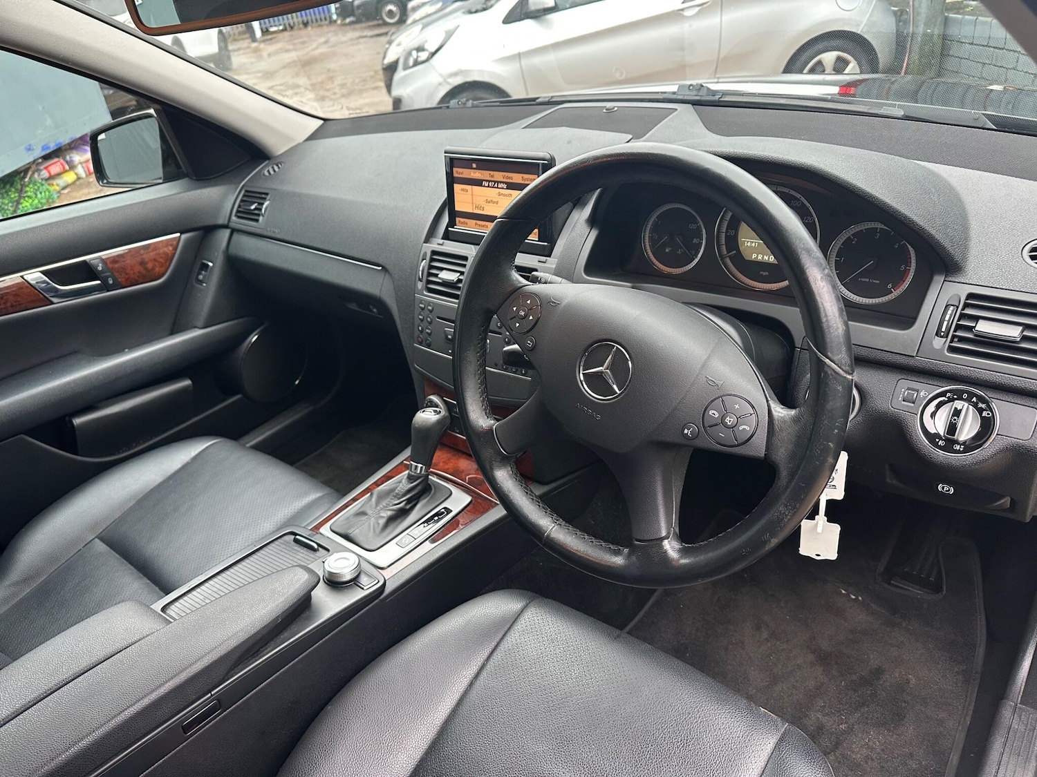Used Mercedes-Benz C Class 2010 for sale - 77144008: Photo 69