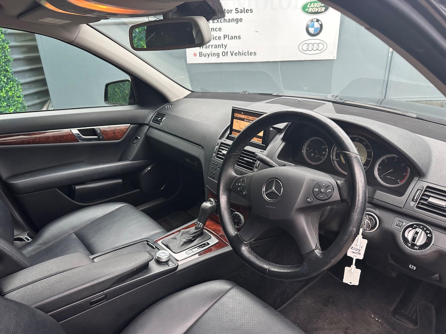Used Mercedes-Benz C Class 2010 for sale - 77144008: Photo 93