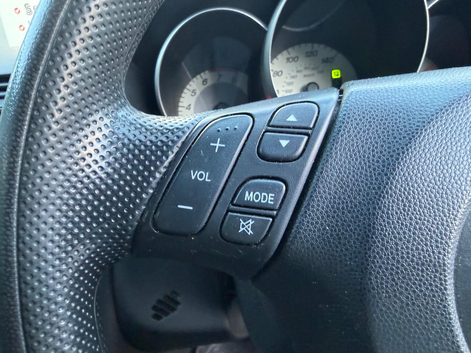 Used Mazda Mazda3 2008 for sale - 77060129: Photo 25