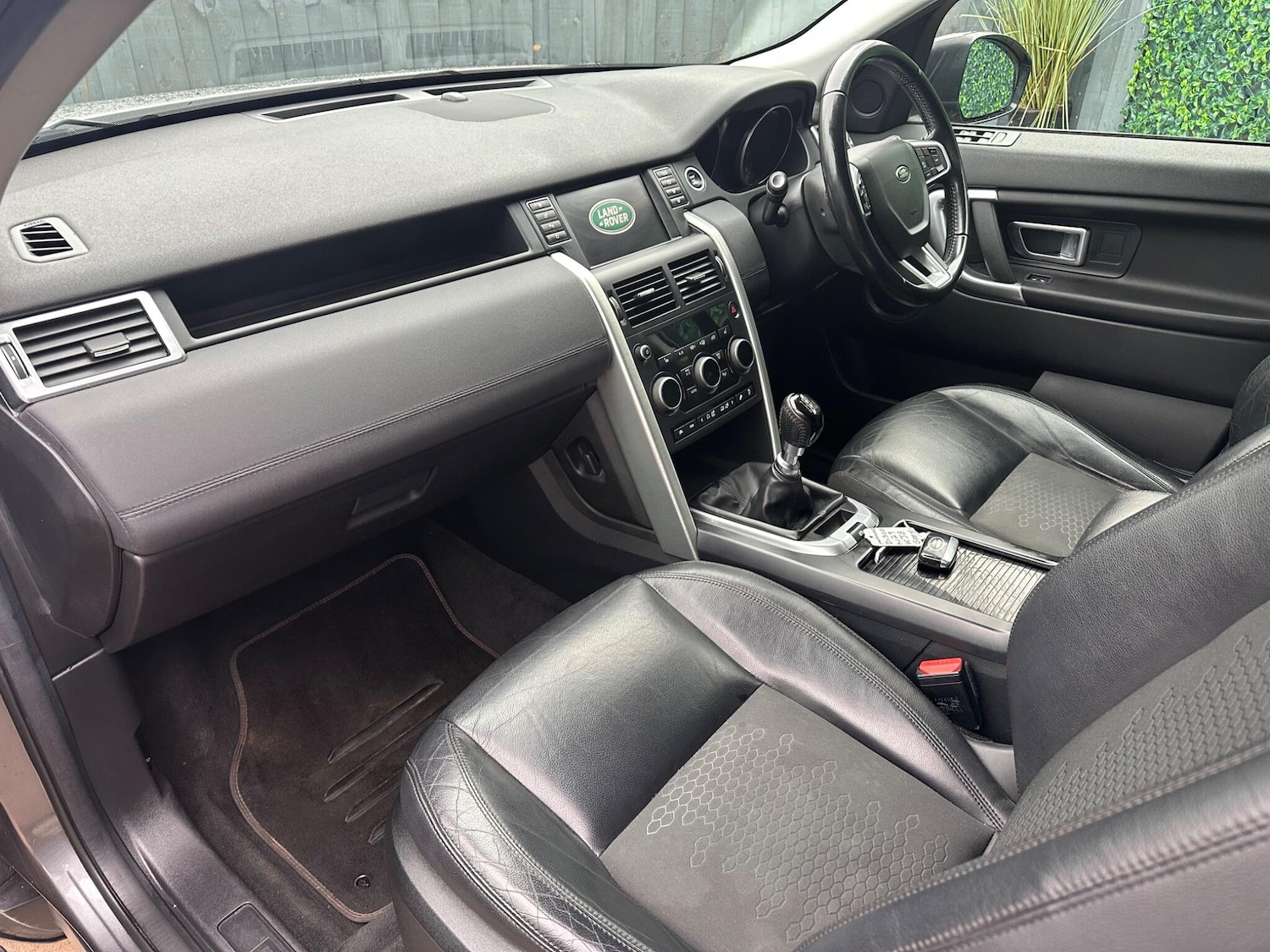 Used Land Rover Discovery Sport 2017 for sale - 77215435: Photo 14