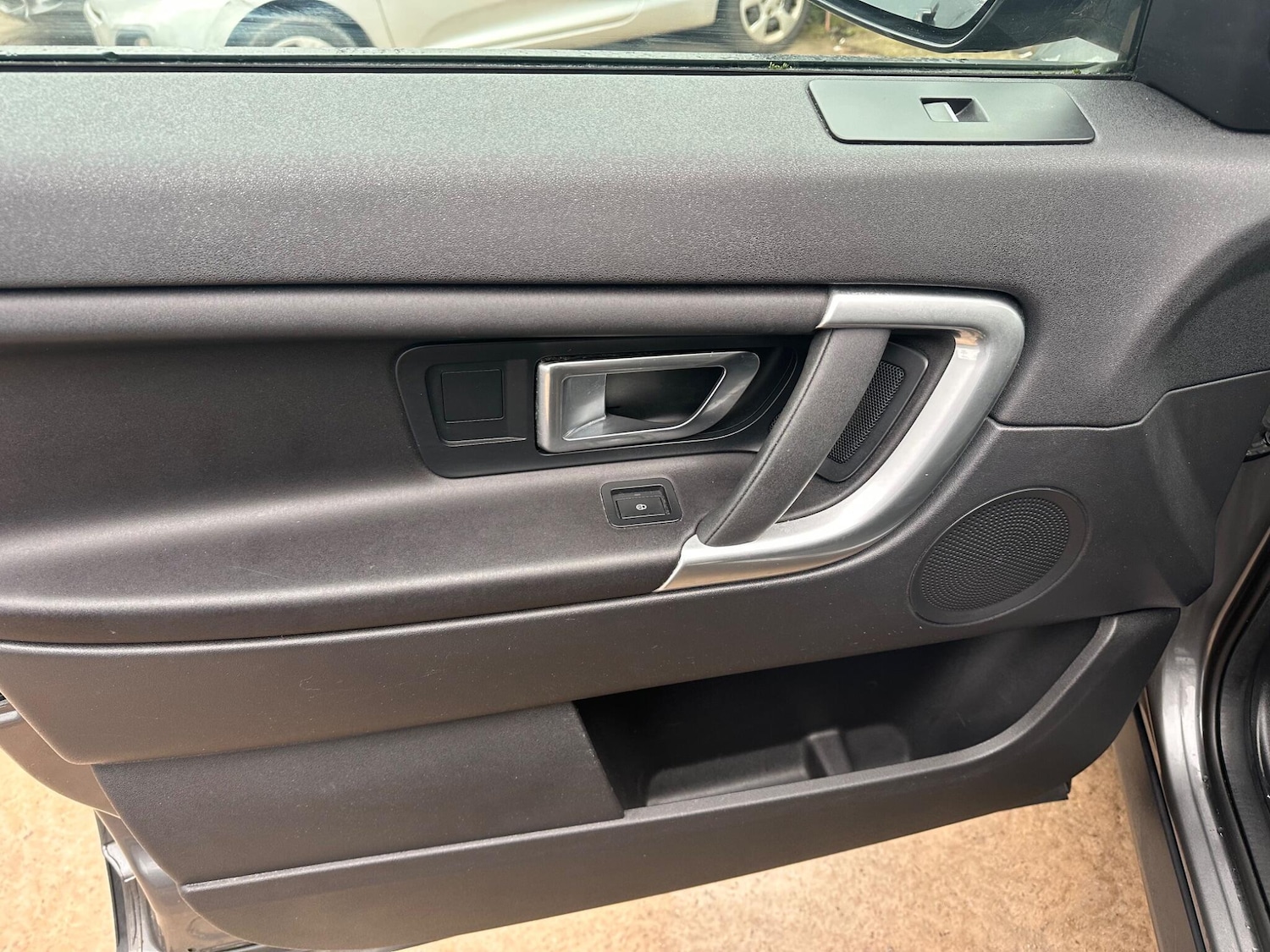 Used Land Rover Discovery Sport 2017 for sale - 77215435: Photo 15