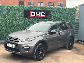 Used Land Rover Discovery Sport 2017 for sale - 77215435: Photo