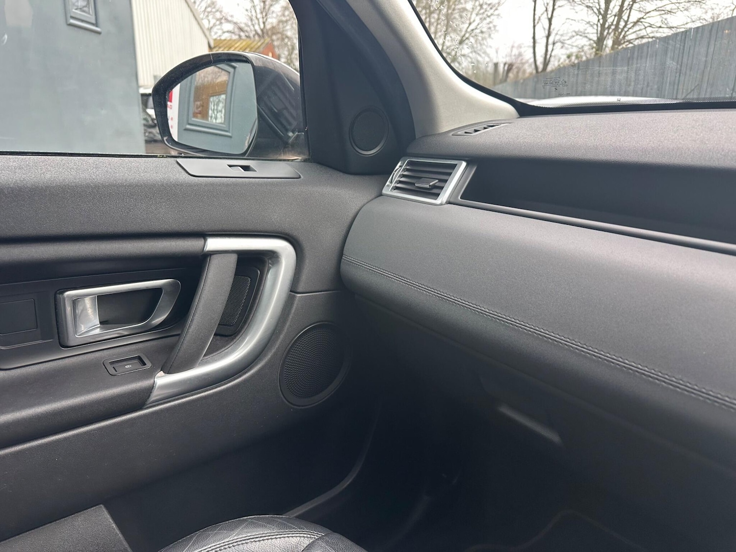 Used Land Rover Discovery Sport 2017 for sale - 77215435: Photo 22