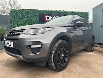 Used Land Rover Discovery Sport 2017 for sale - 77215435: Photo