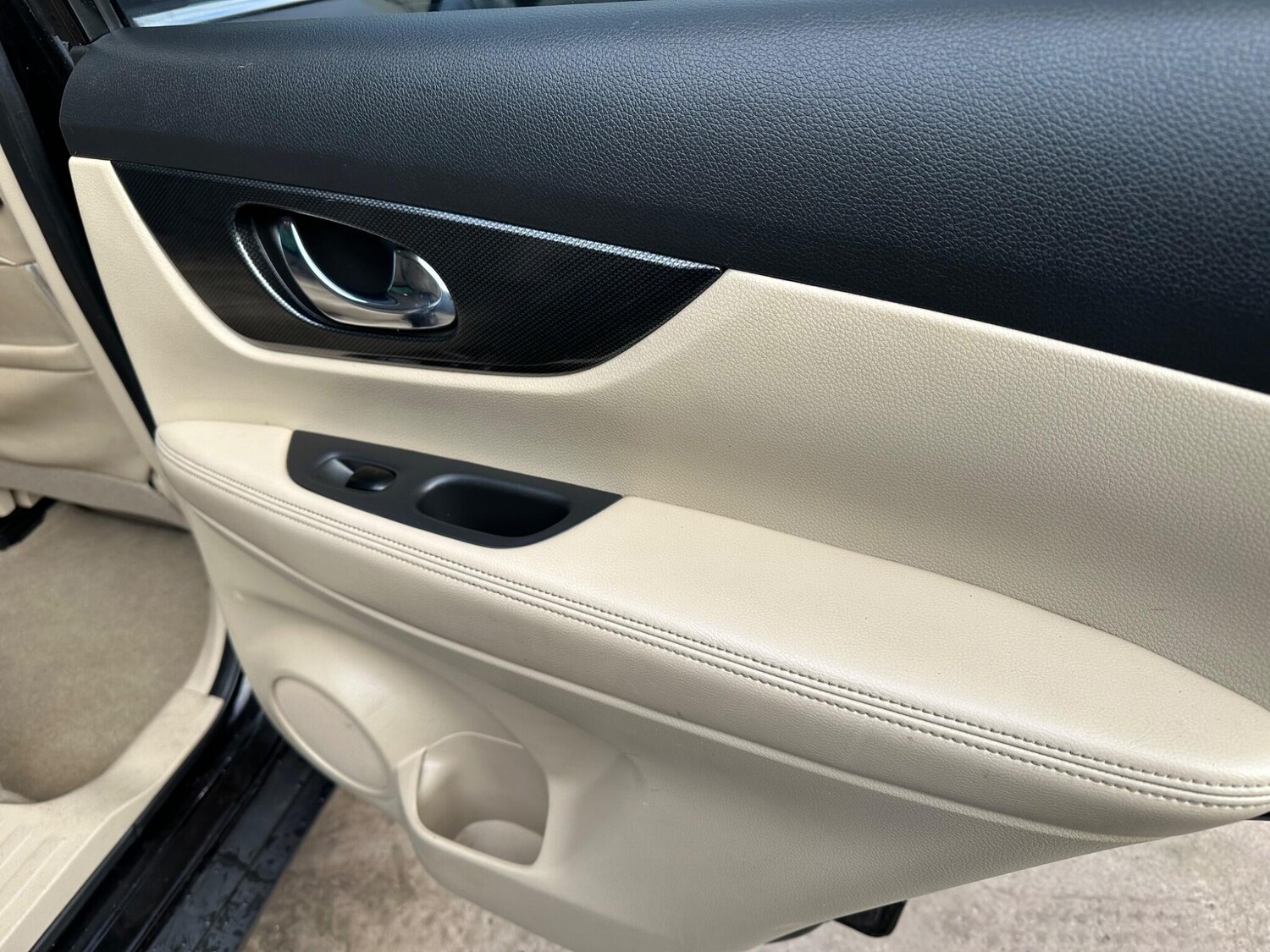 Used Nissan X-Trail 2016 for sale - 76824648: Photo 40