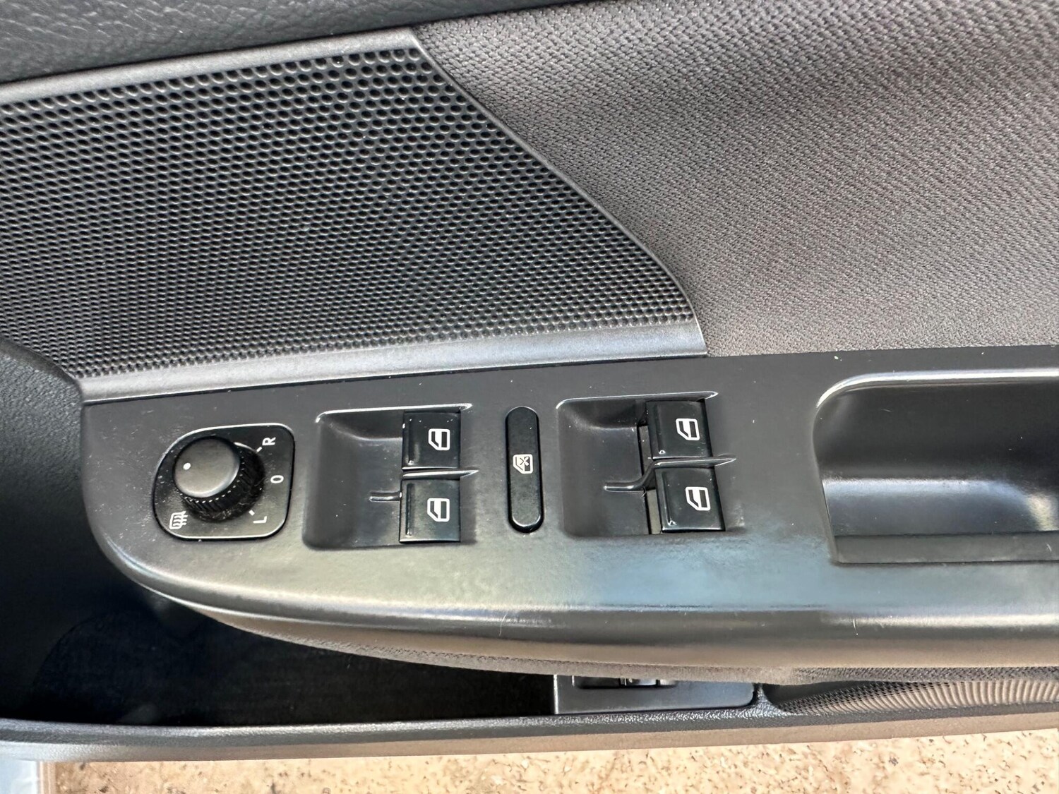 Used Volkswagen Golf 2008 for sale - 76824488: Photo 25