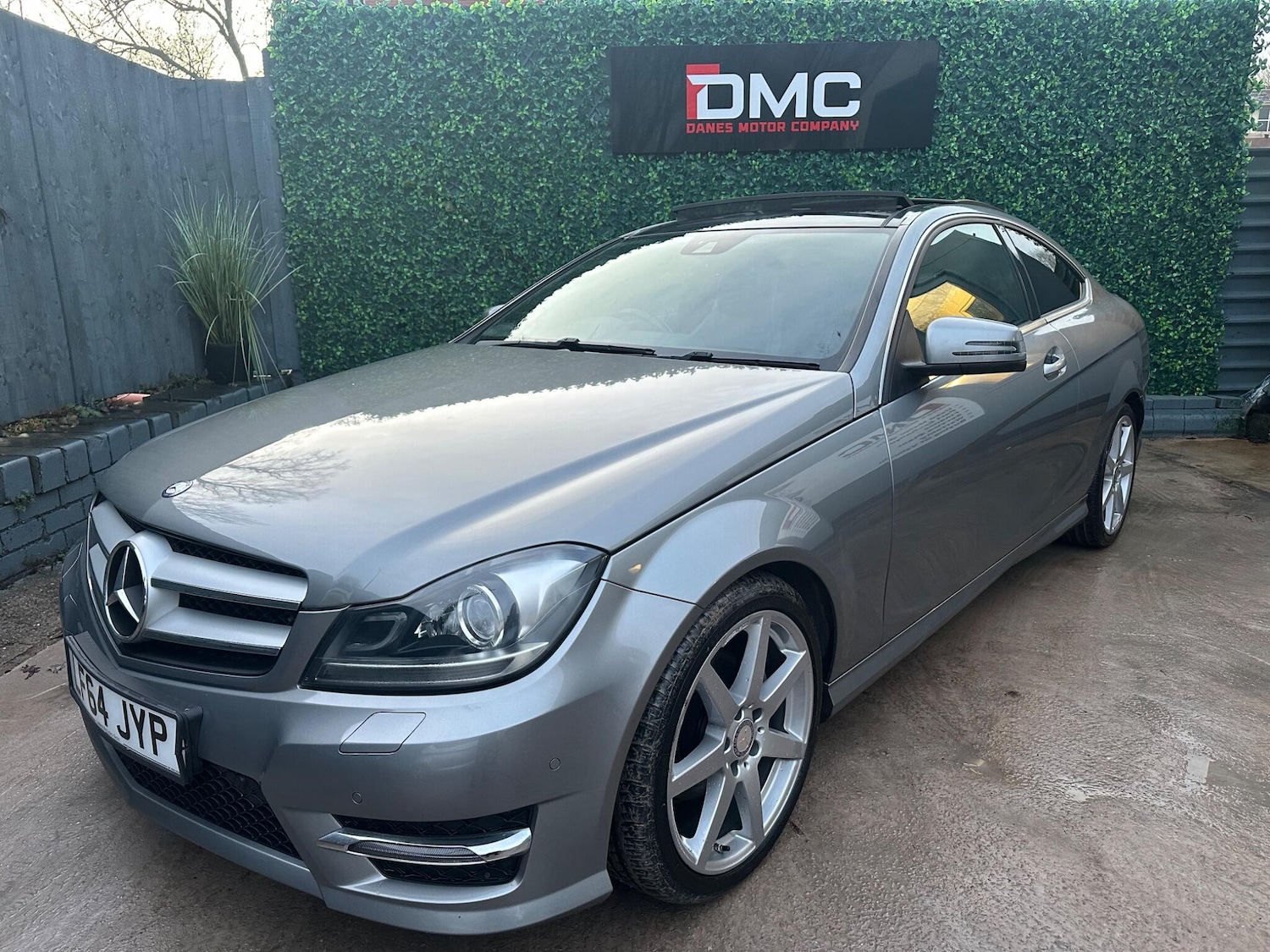 Used Mercedes-Benz C Class 2014 for sale - 77143548: Photo 2