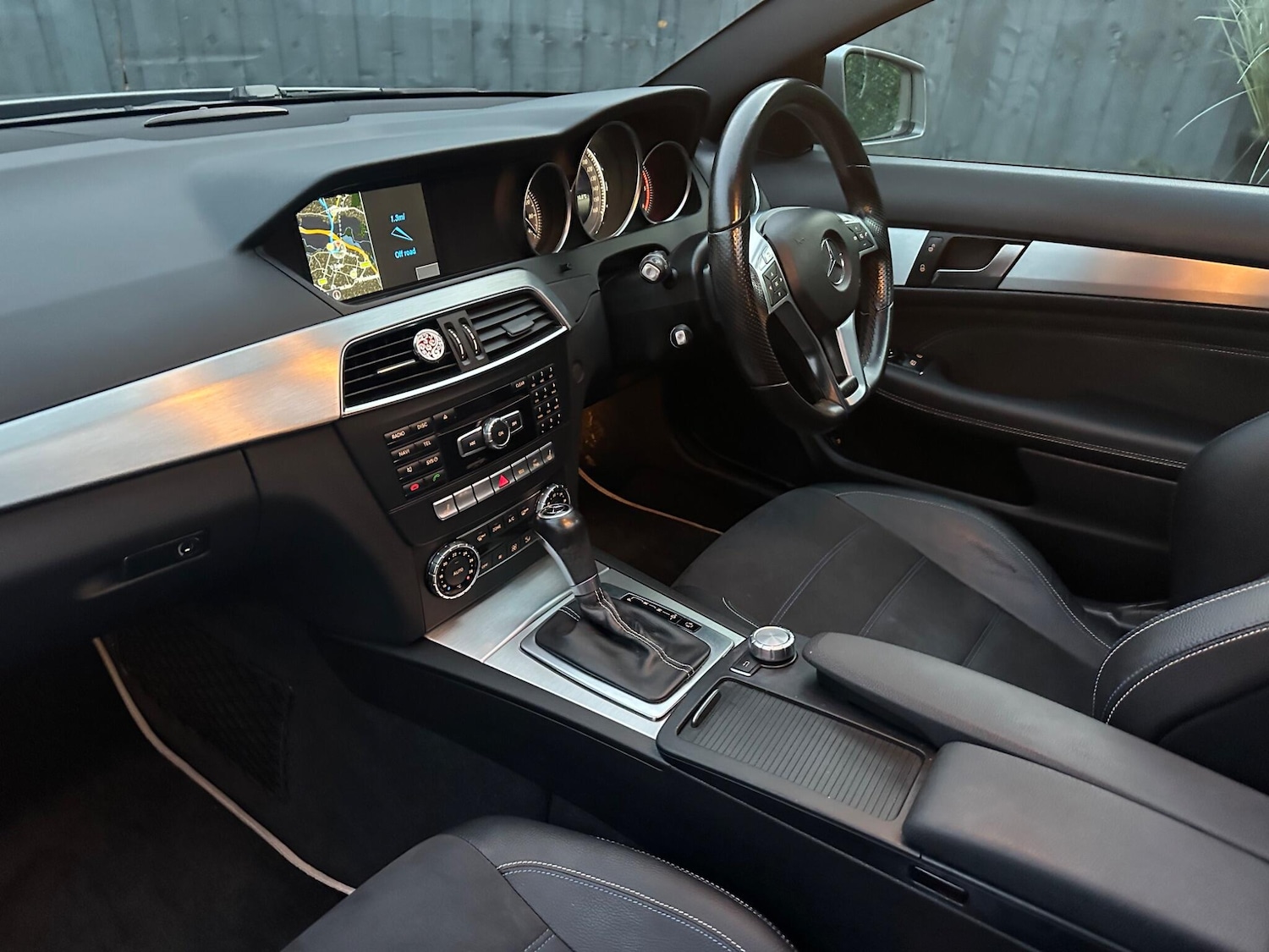 Used Mercedes-Benz C Class 2014 for sale - 77143548: Photo 9