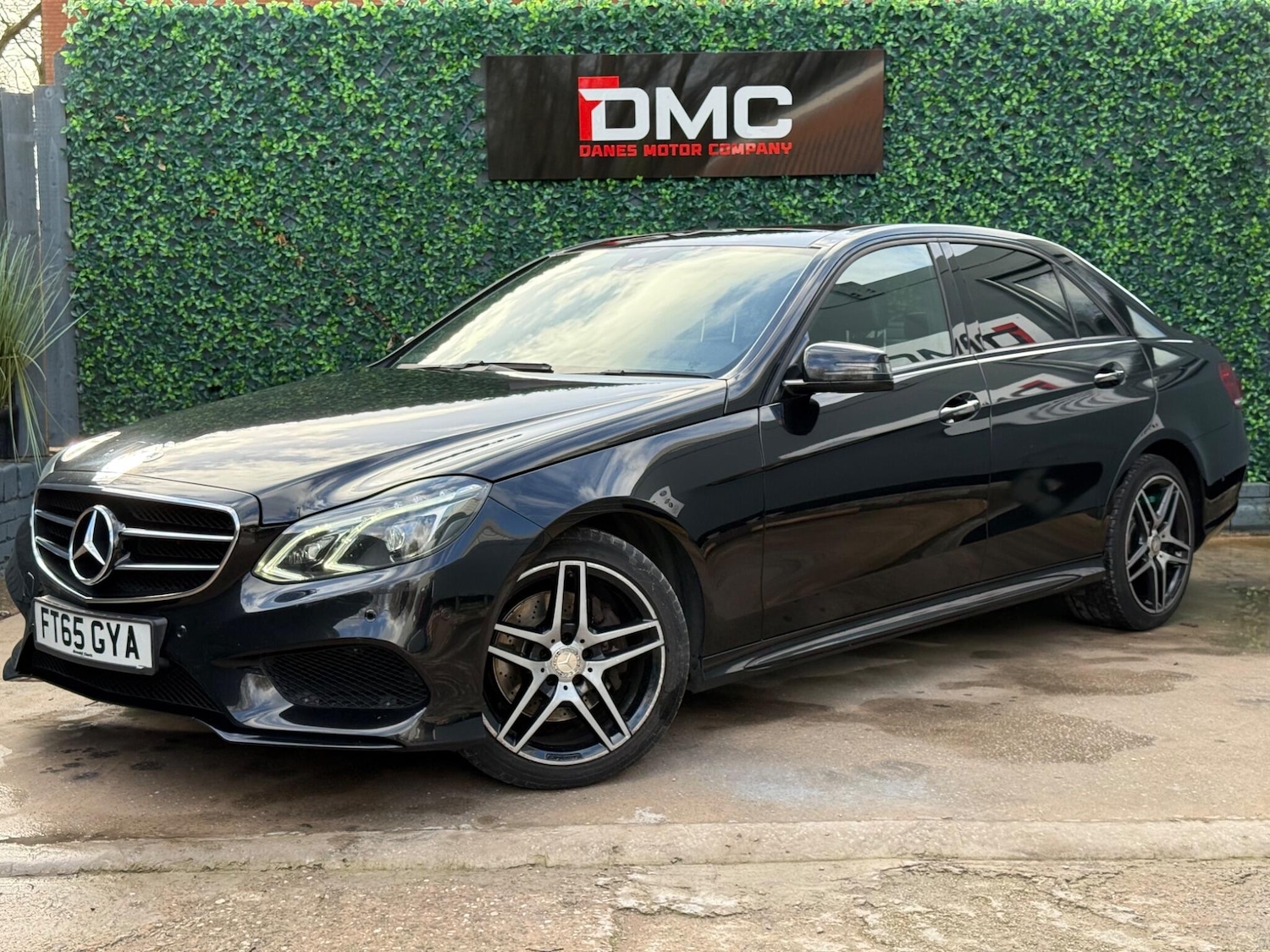 Used Mercedes-Benz E Class 2015 for sale - 78020115: Photo 1