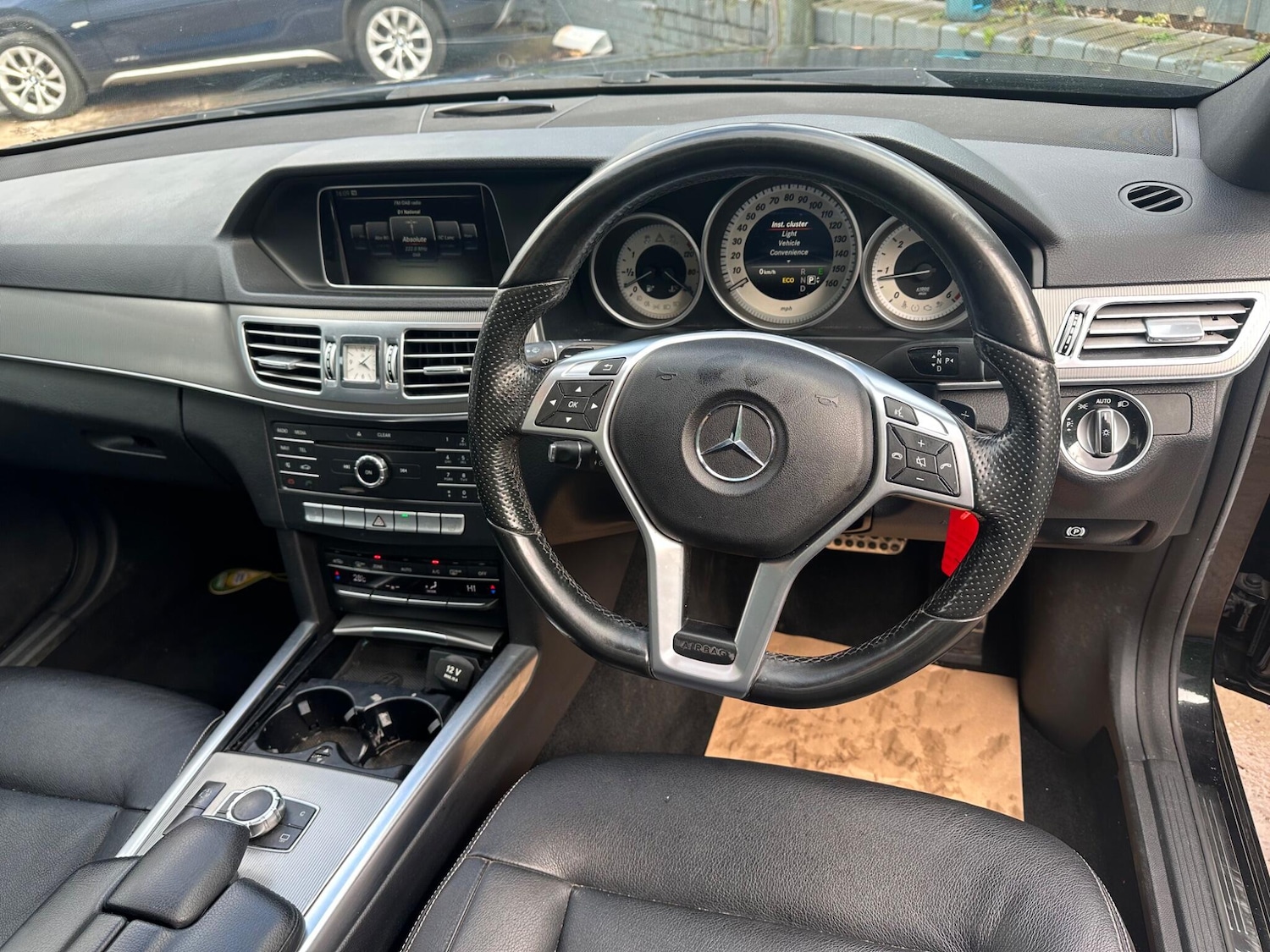 Used Mercedes-Benz E Class 2015 for sale - 78020115: Photo 25