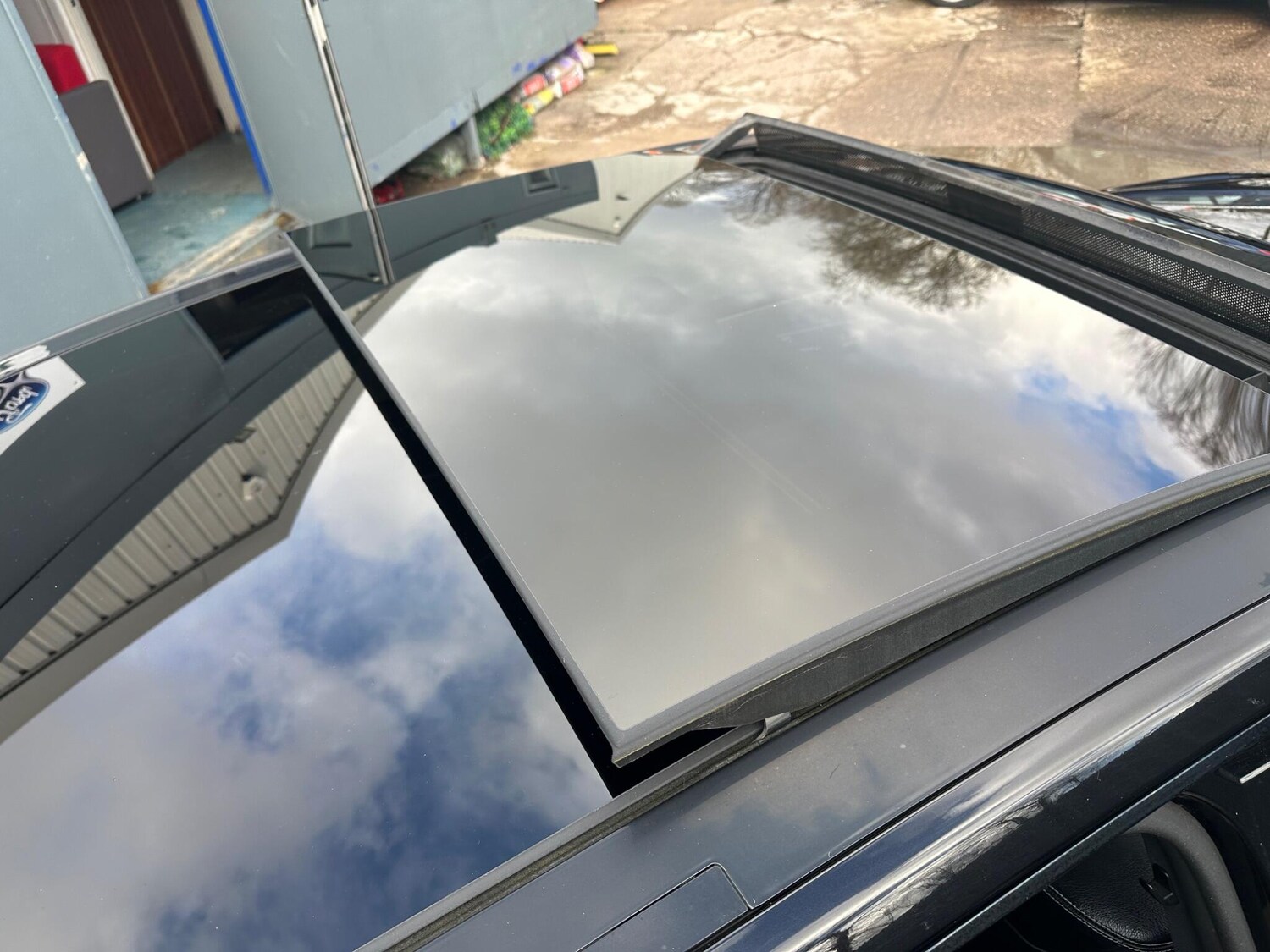 Used Mercedes-Benz E Class 2015 for sale - 78020115: Photo 32