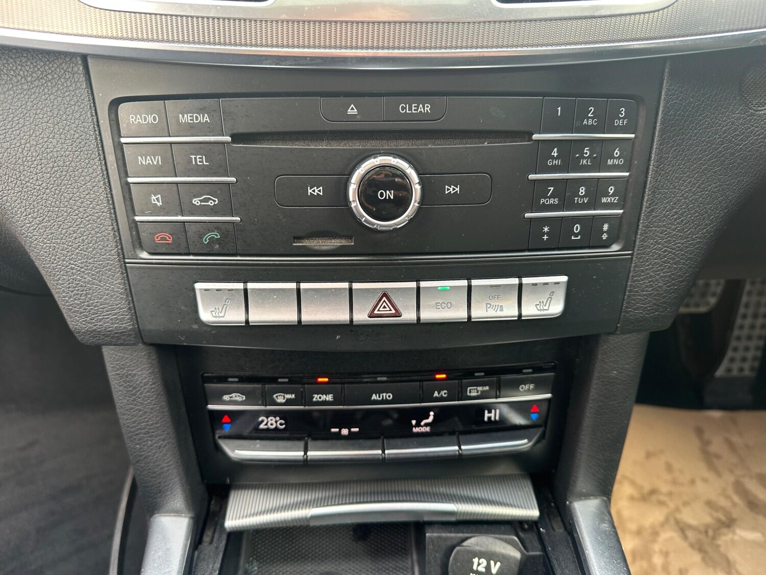 Used Mercedes-Benz E Class 2015 for sale - 78020115: Photo 42