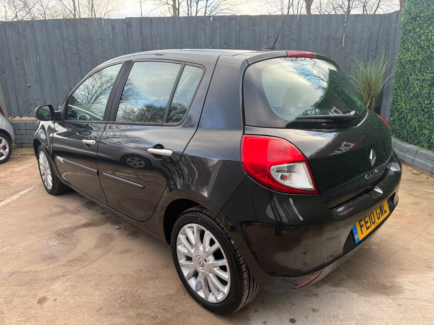 Used Renault Clio 2010 for sale - 77468503: Photo 16