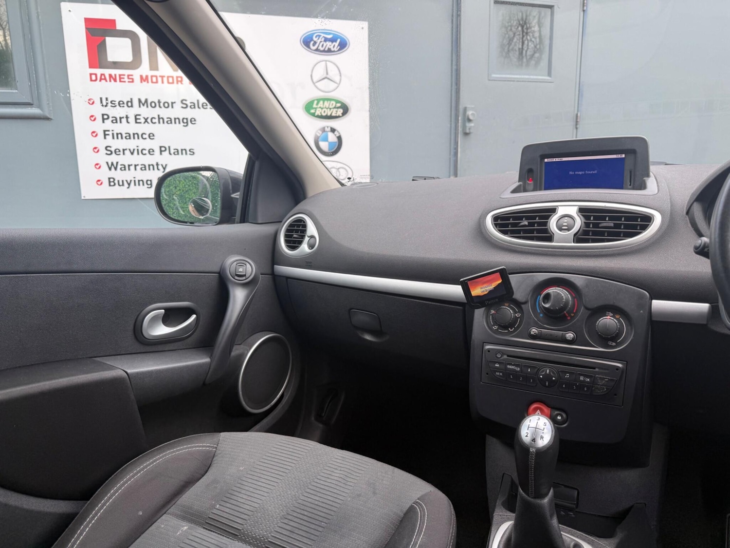 Used Renault Clio 2010 for sale - 77468503: Photo 30