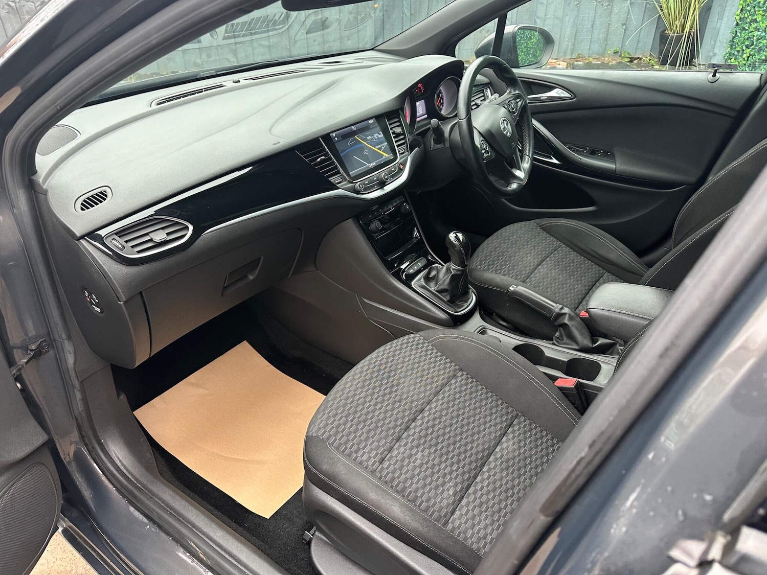 Used Vauxhall Astra 2016 for sale - 77131824: Photo 14