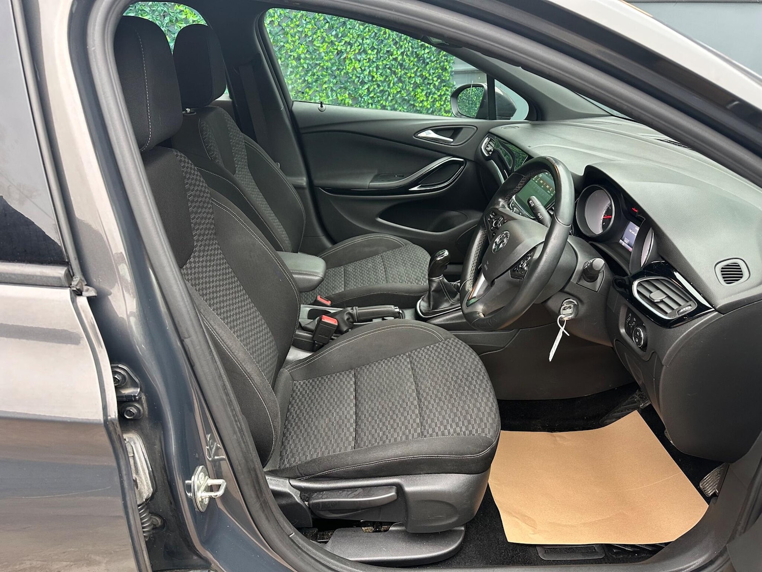 Used Vauxhall Astra 2016 for sale - 77131824: Photo 32