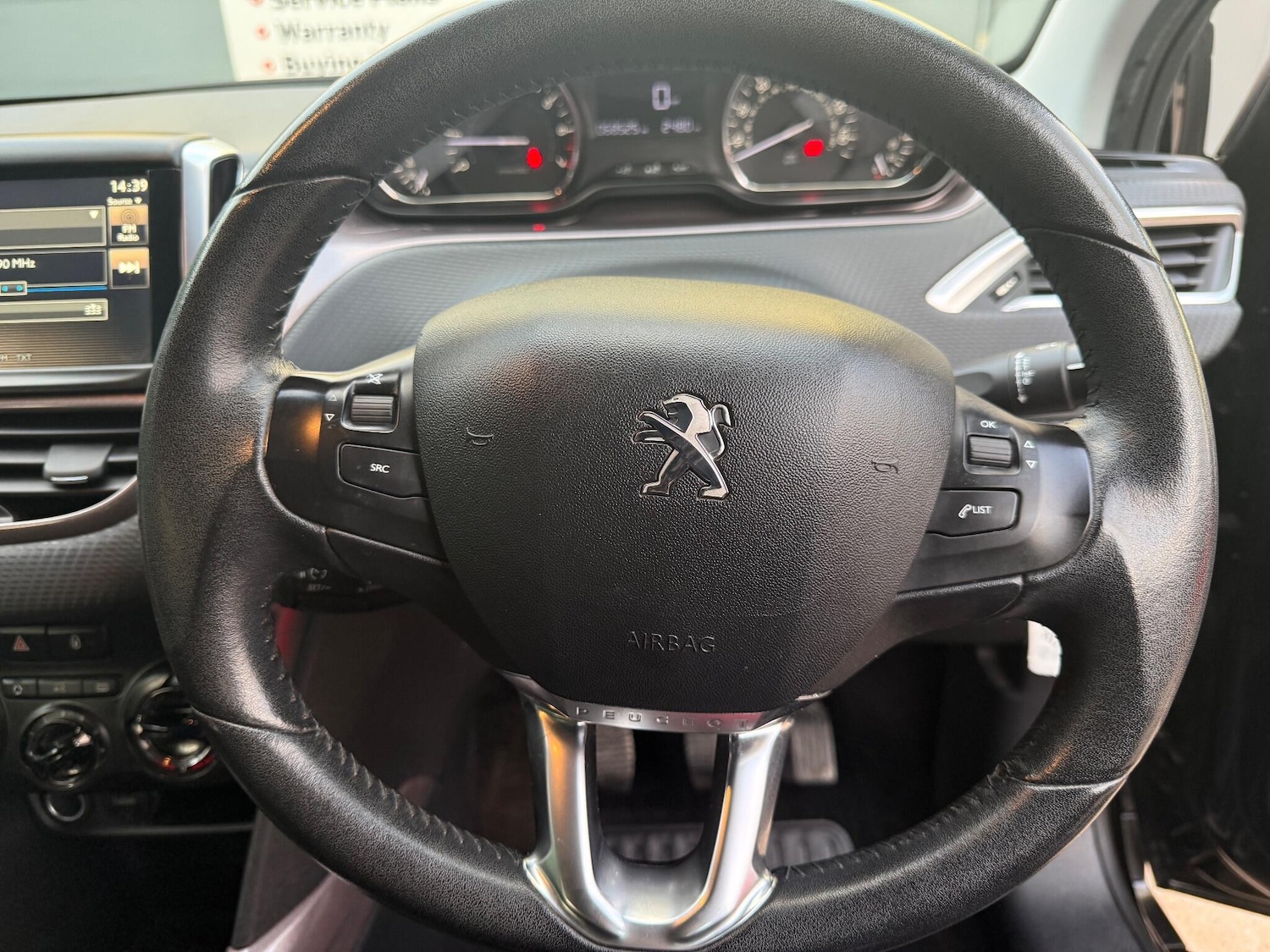 Used Peugeot 2008 2015 for sale - 76898361: Photo 27