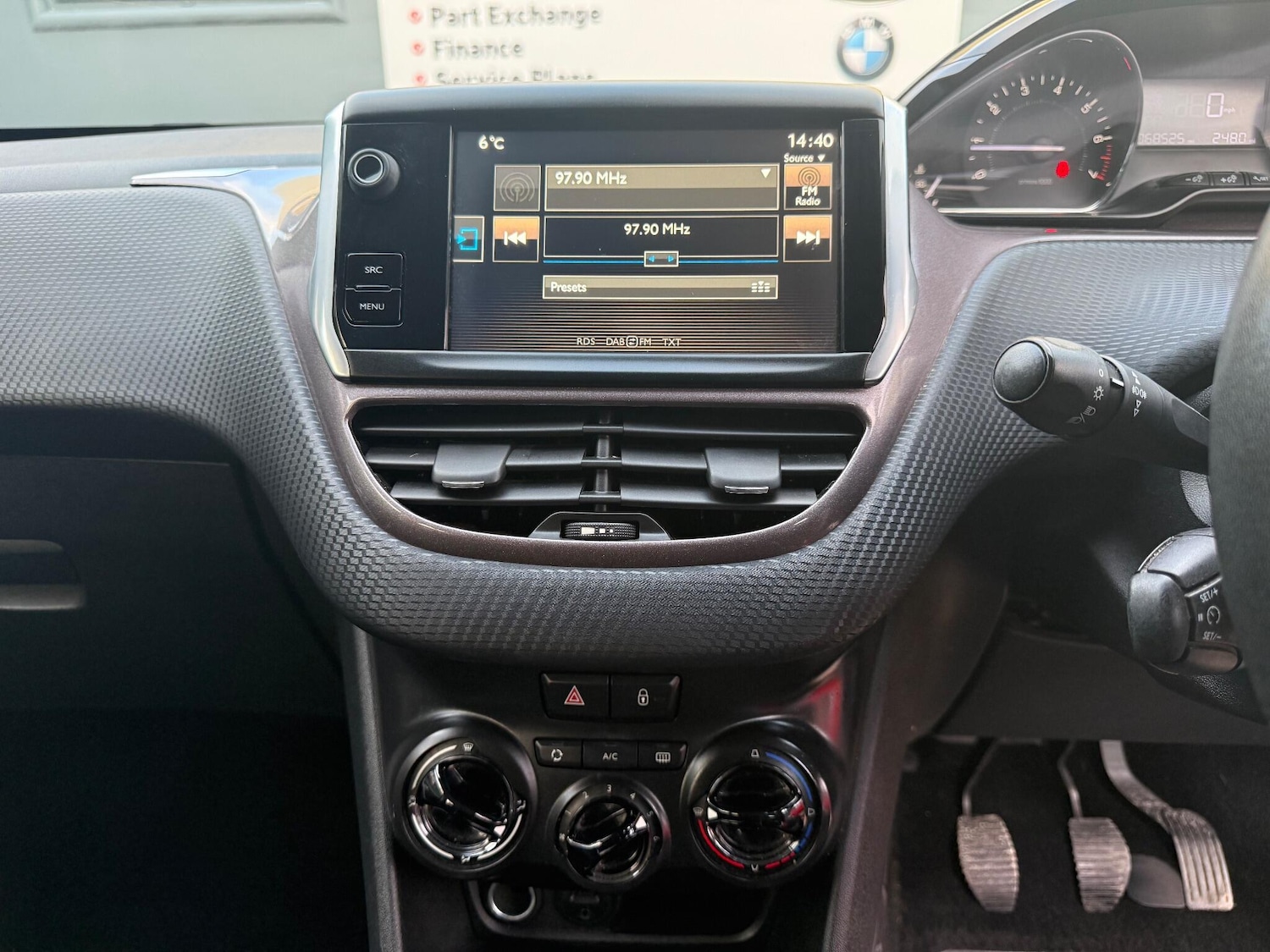 Used Peugeot 2008 2015 for sale - 76898361: Photo 32