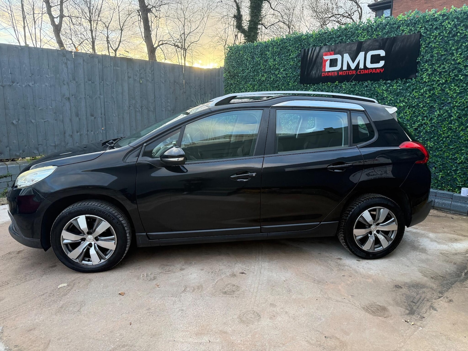 Used Peugeot 2008 2015 for sale - 76898361: Photo 5