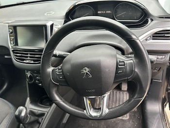 Used Peugeot 208 2019 for sale - 78116175: Photo