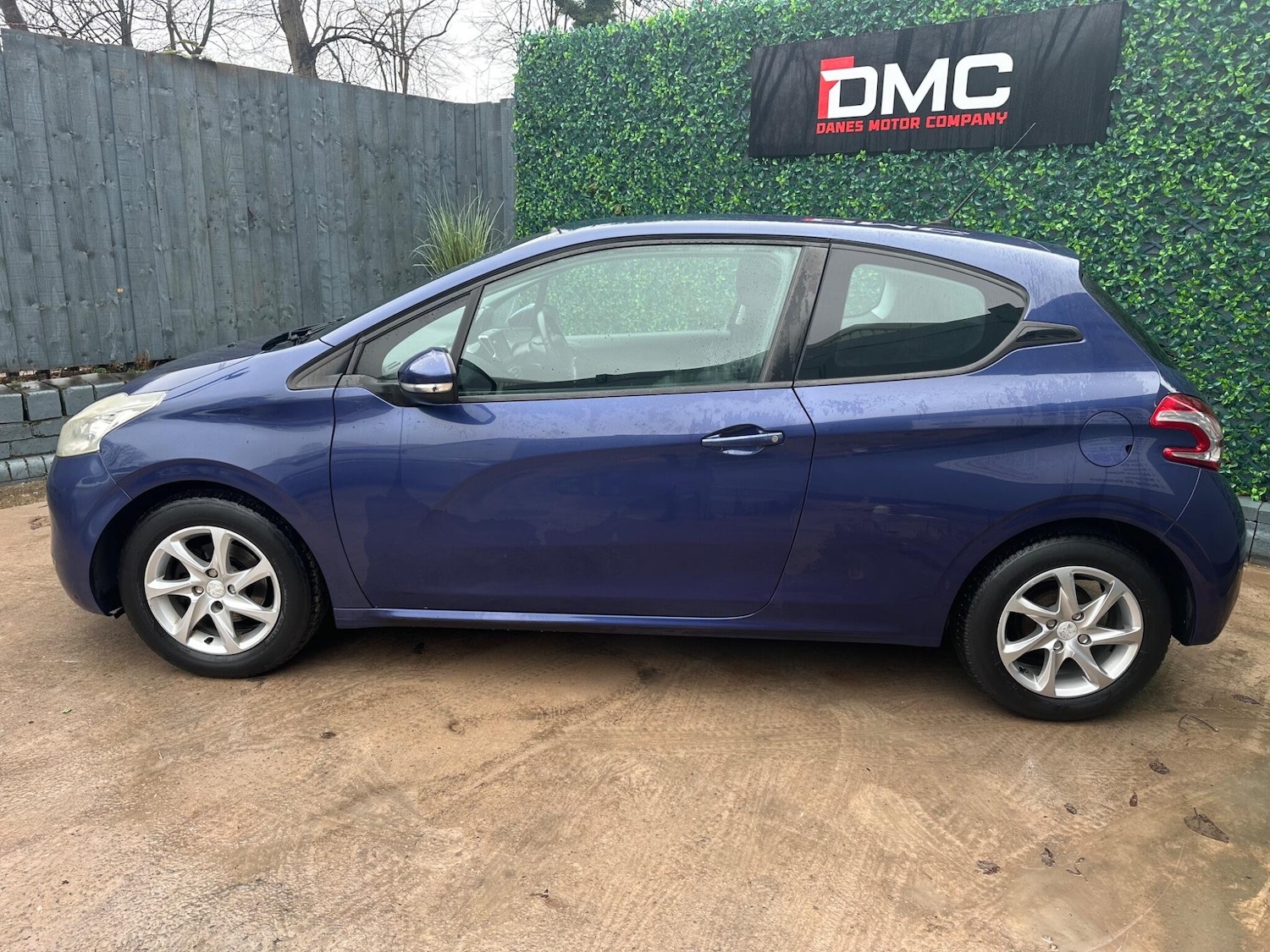 Used Peugeot 208 2014 for sale - 77255494: Photo 13