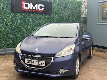Used Peugeot 208 2014 for sale - 77255494: Photo