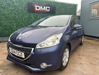 Used Peugeot 208 2014 for sale - 77255494: Photo