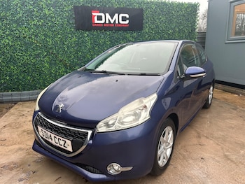Used Peugeot 208 2014 for sale - 77255494: Photo
