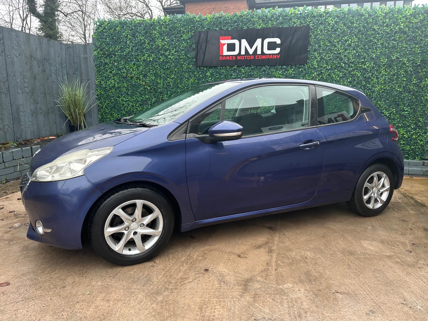 Used Peugeot 208 2014 for sale - 77255494: Photo 6