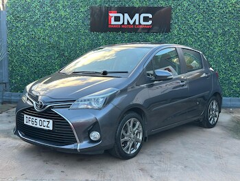 Used Toyota Yaris 2015 for sale - 76824642: Photo
