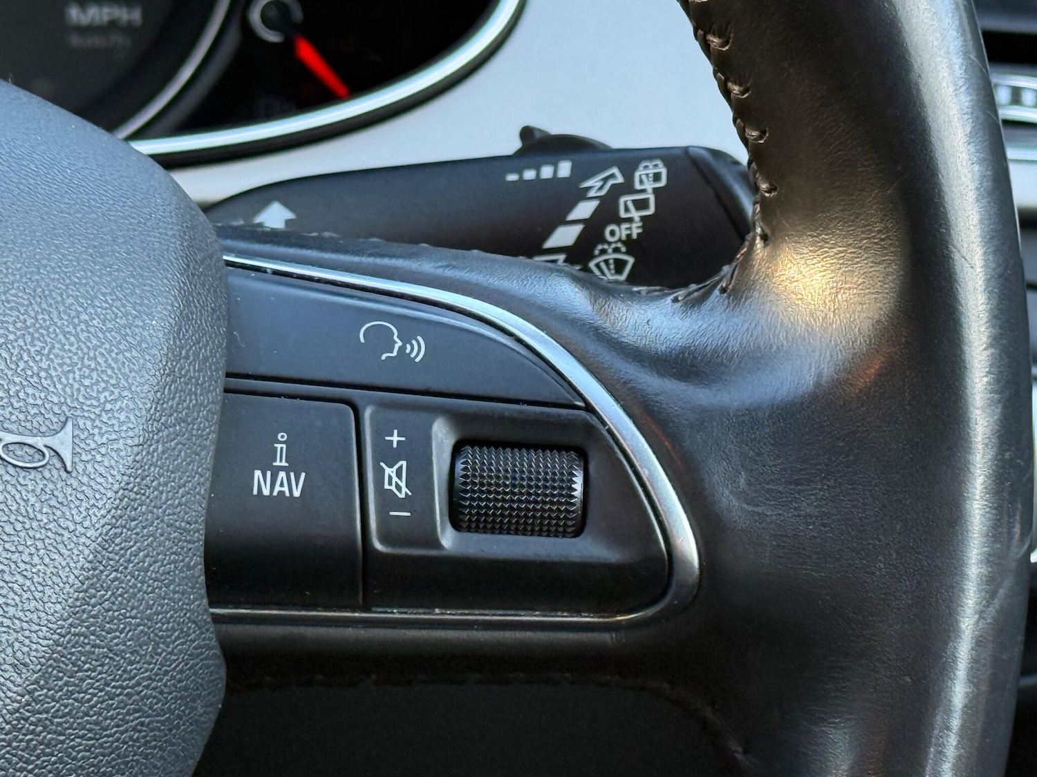 Used Audi A4 2013 for sale - 77130948: Photo 17