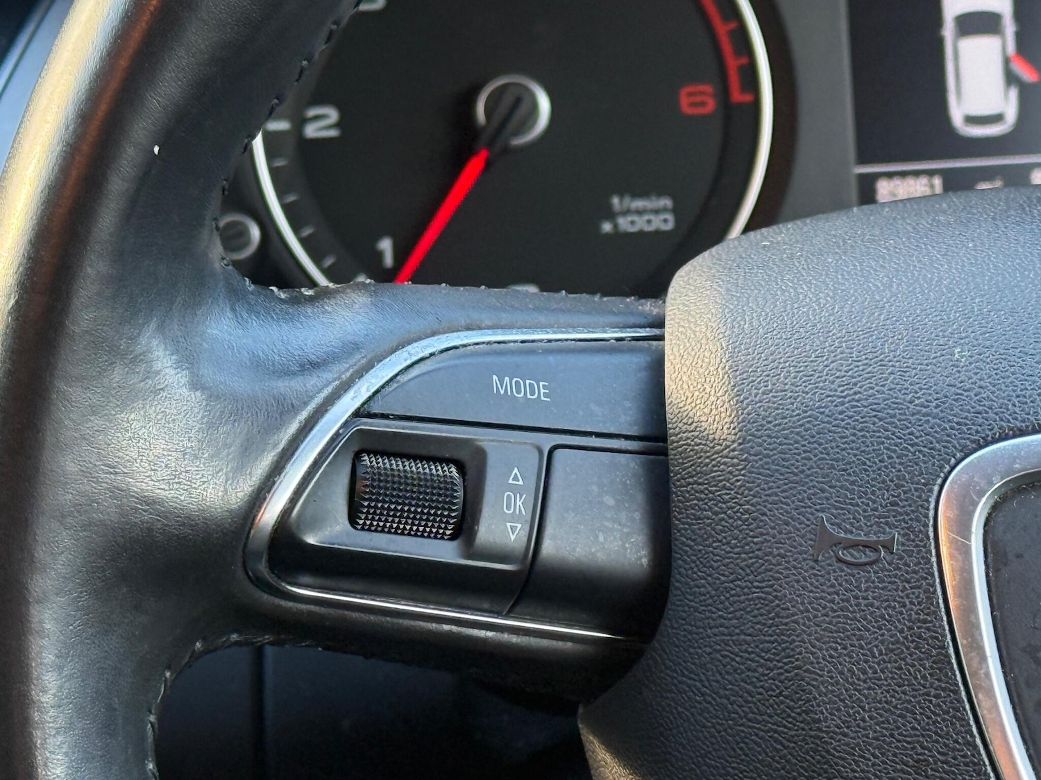 Used Audi A4 2013 for sale - 77130948: Photo 18