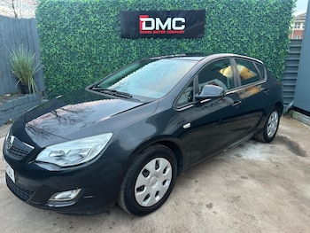 Used Vauxhall Astra 2012 for sale - 77050112: Photo