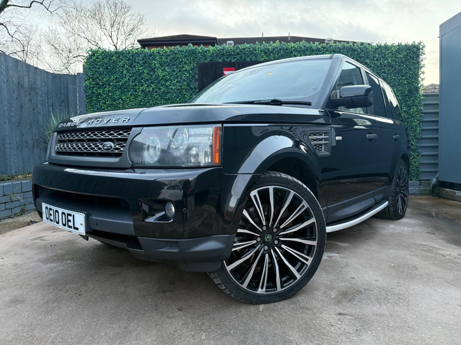 Used Land Rover Range Rover Sport 2010 for sale - 78020113: Photo 4