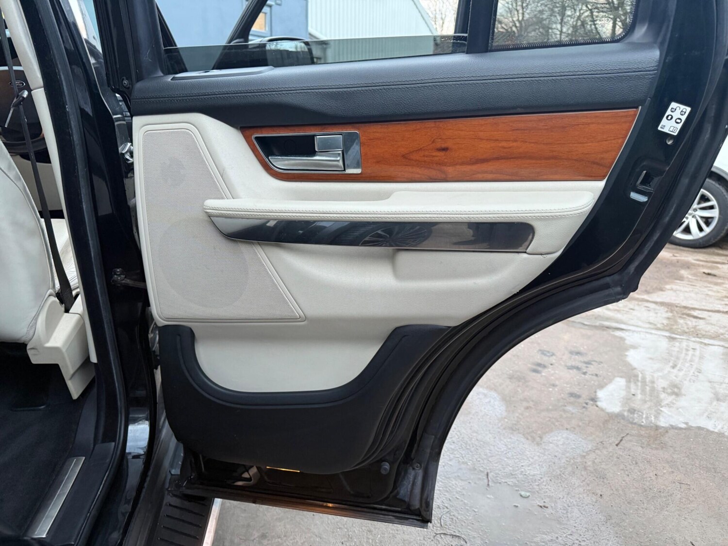 Used Land Rover Range Rover Sport 2010 for sale - 78020113: Photo 43