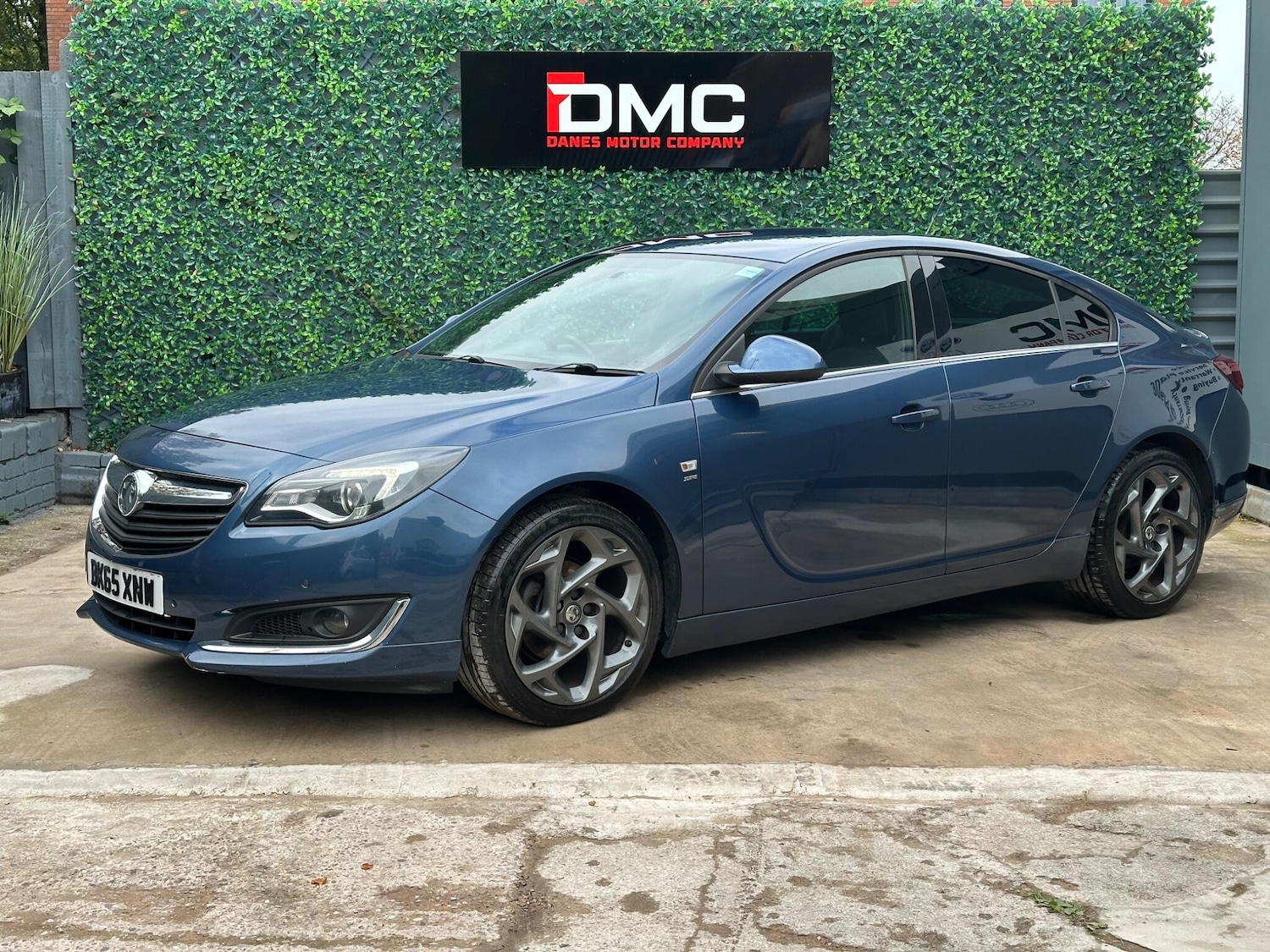 Used Vauxhall Insignia 2015 for sale - 76850188: Photo 1