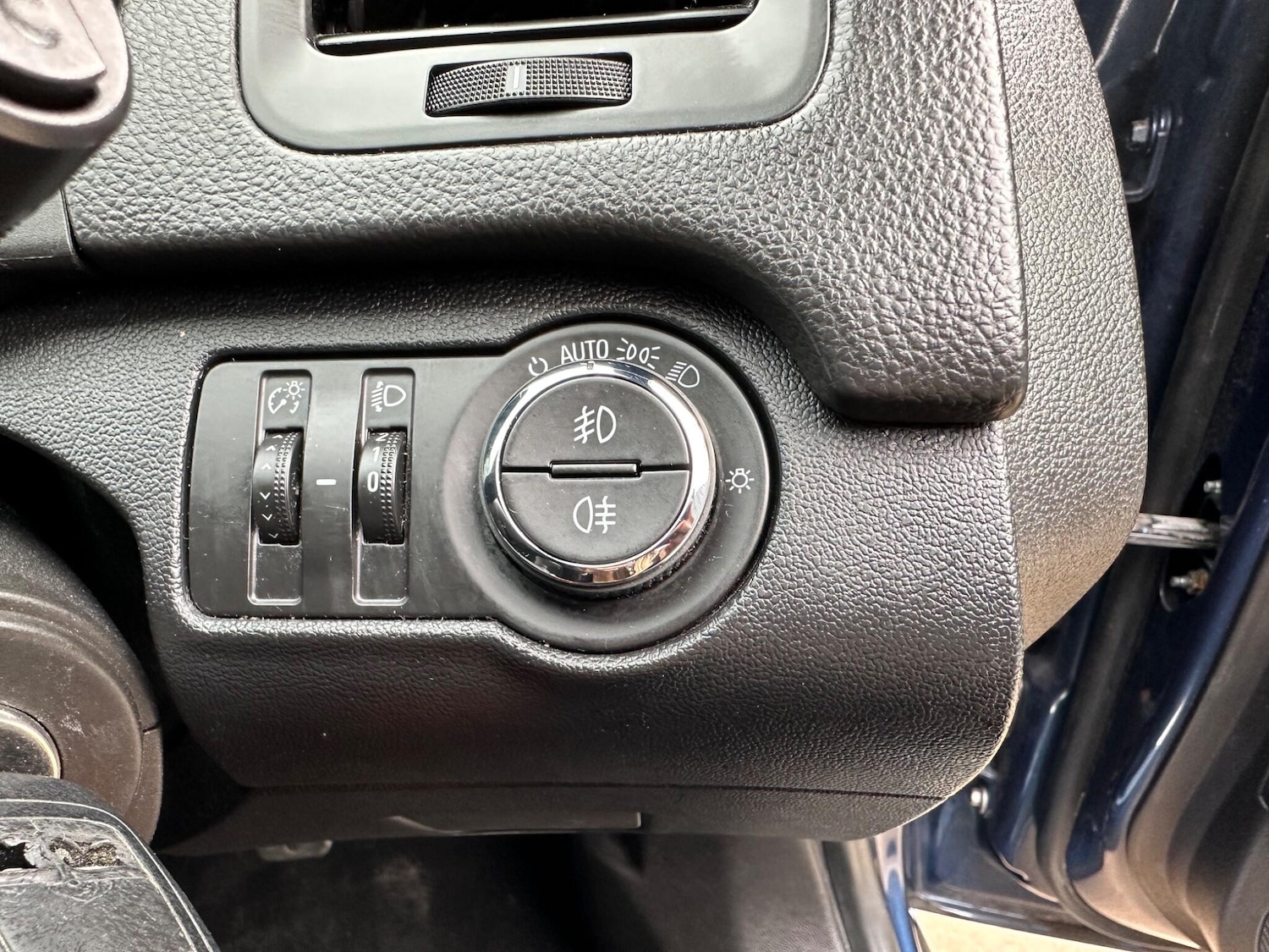 Used Vauxhall Insignia 2015 for sale - 76850188: Photo 28