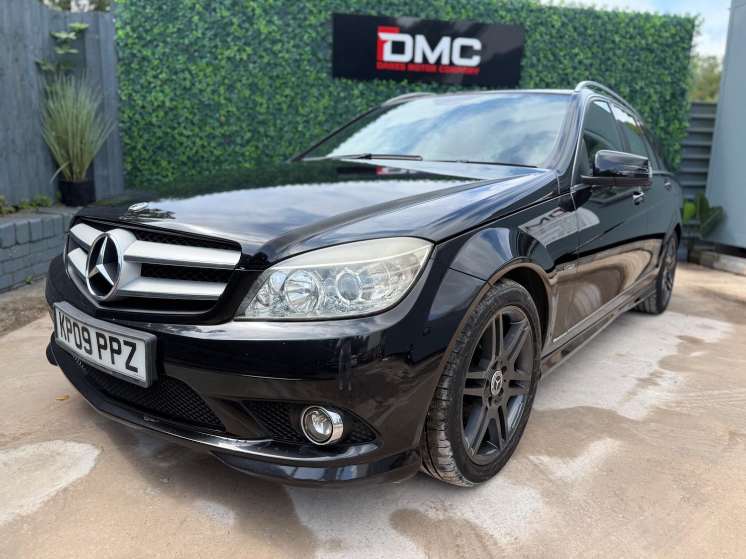 Used Mercedes-Benz C Class 2009 for sale - 76825052: Photo 2