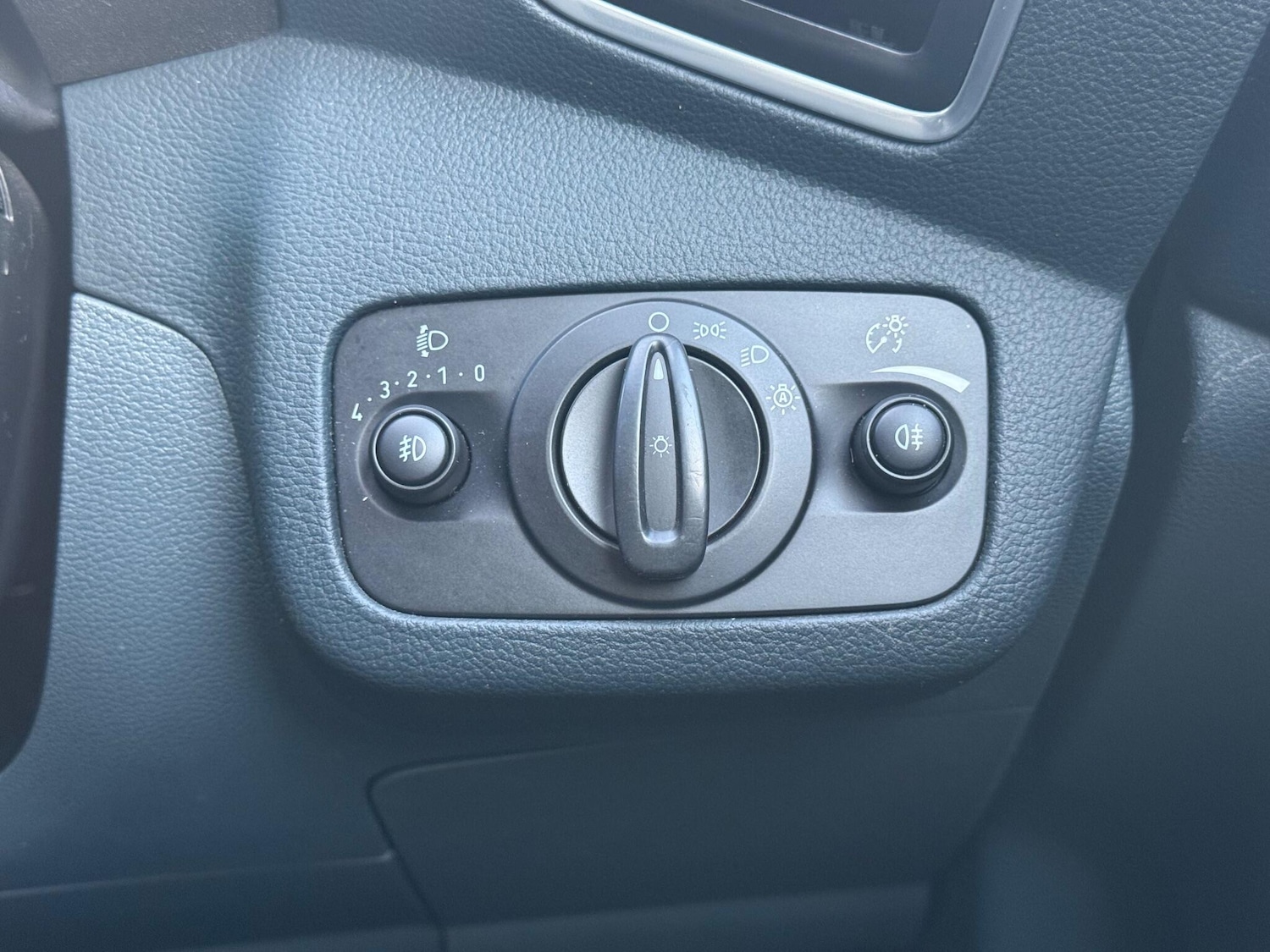 Used Ford C-Max 2013 for sale - 77050061: Photo 25