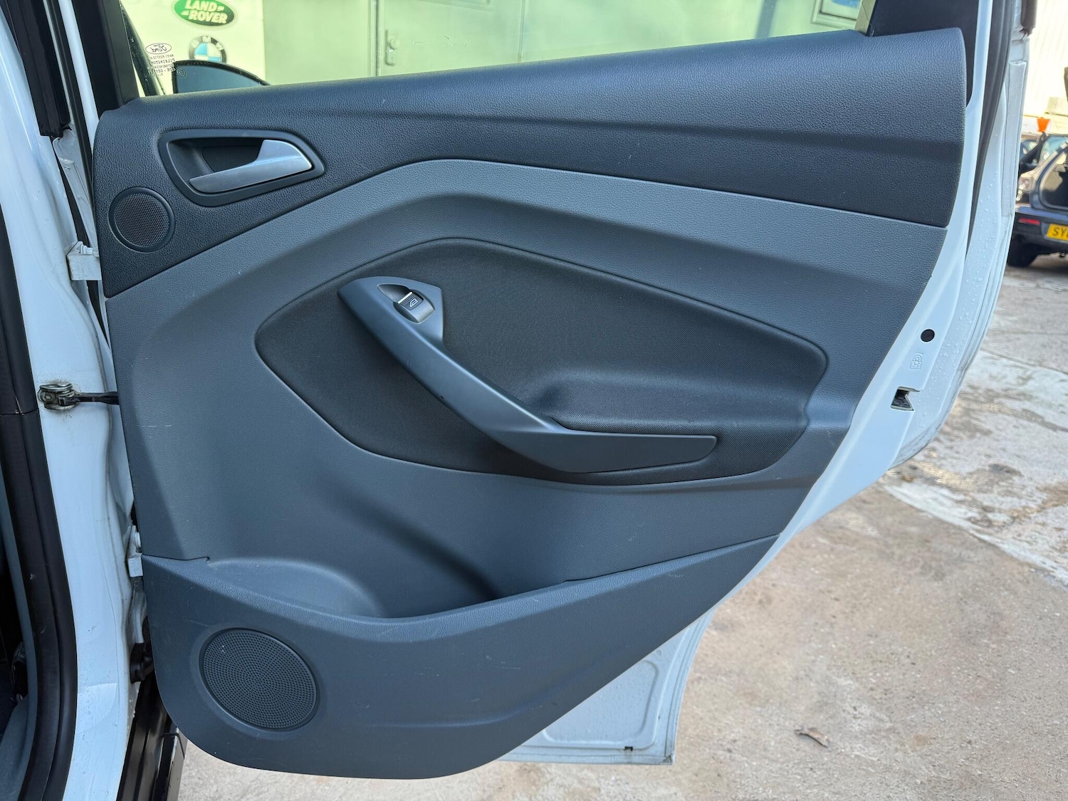 Used Ford C-Max 2013 for sale - 77050061: Photo 32