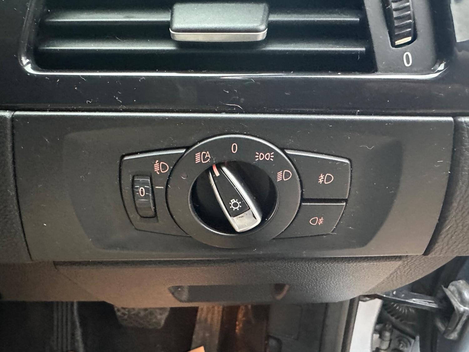 Used BMW 3 Series 2010 for sale - 77130682: Photo 15