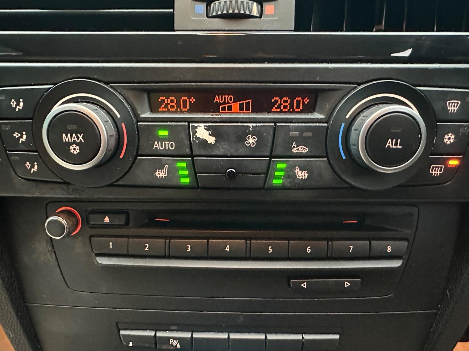 Used BMW 3 Series 2010 for sale - 77130682: Photo 20