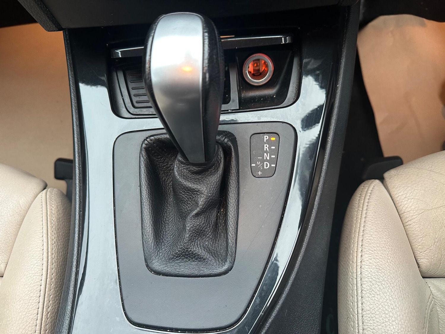 Used BMW 3 Series 2010 for sale - 77130682: Photo 23