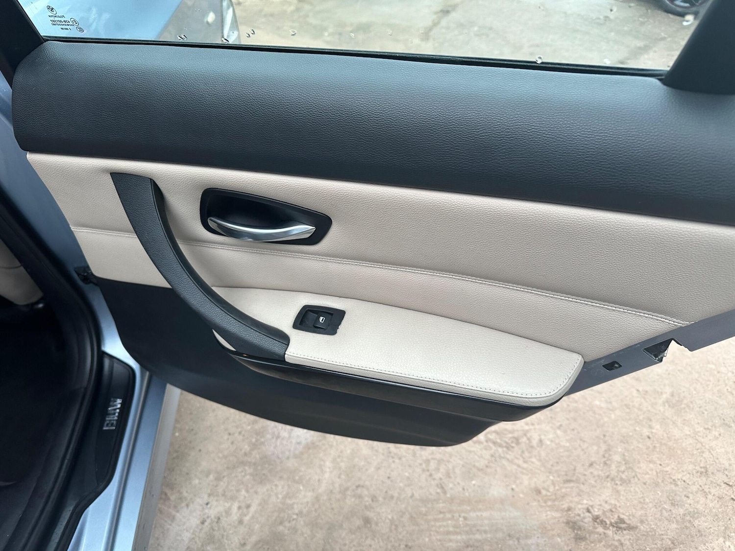 Used BMW 3 Series 2010 for sale - 77130682: Photo 30