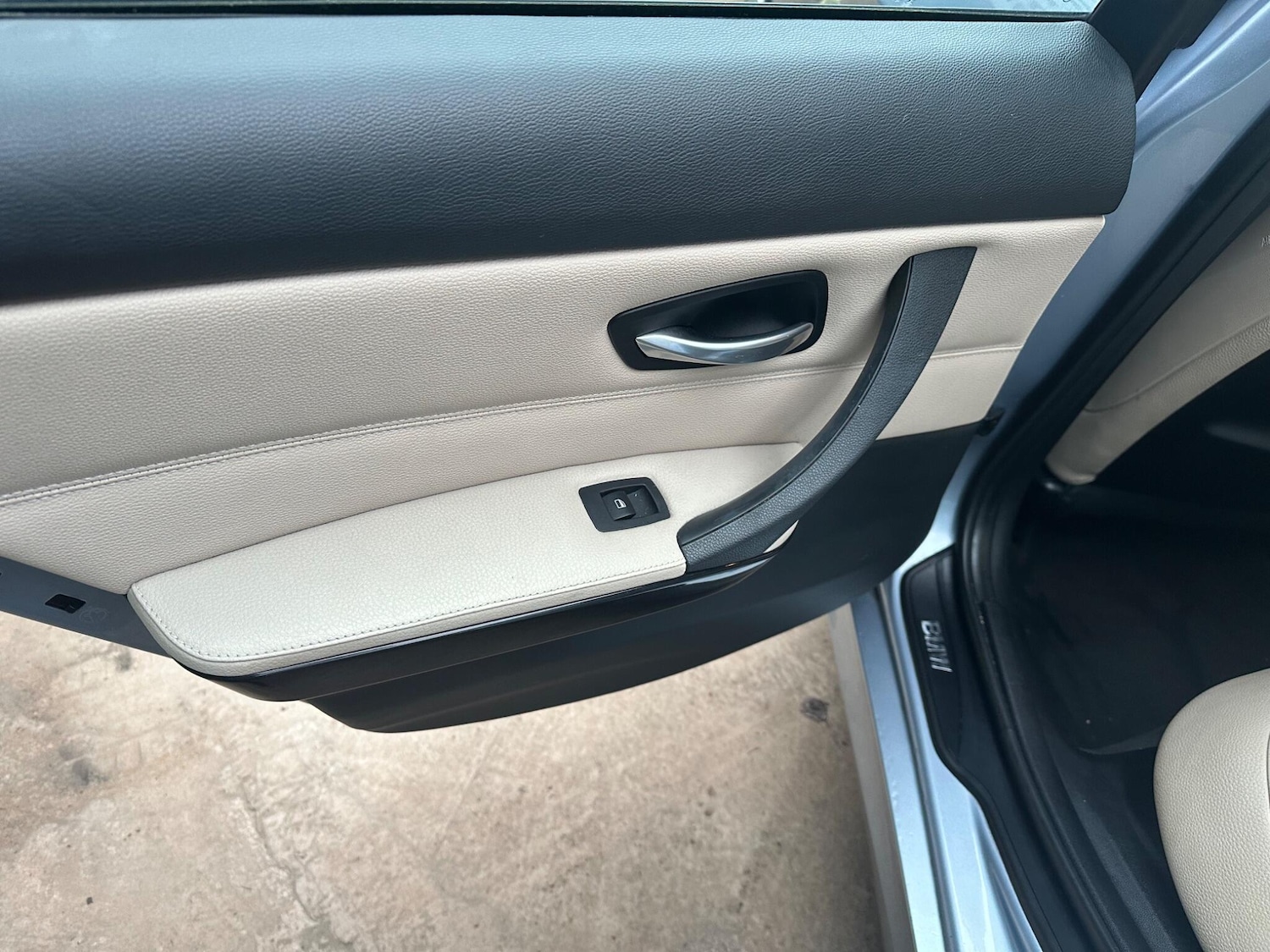 Used BMW 3 Series 2010 for sale - 77130682: Photo 33