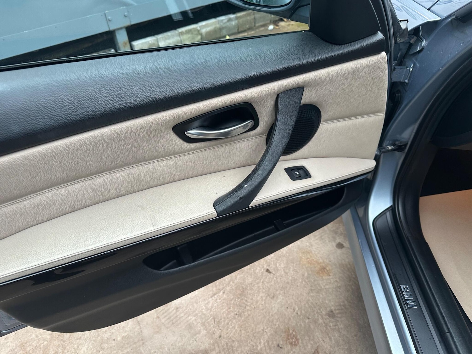 Used BMW 3 Series 2010 for sale - 77130682: Photo 36